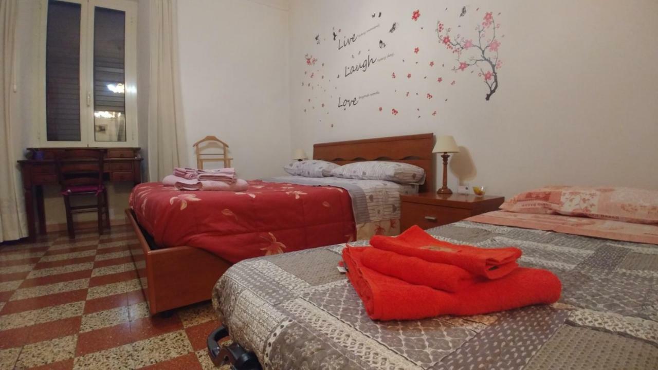 Angoletto Di Trastevere Rom Exterior foto